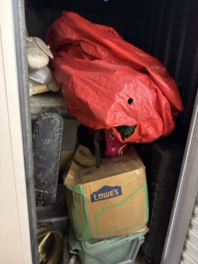 5 x 10 storage unit in New Orleans, LA