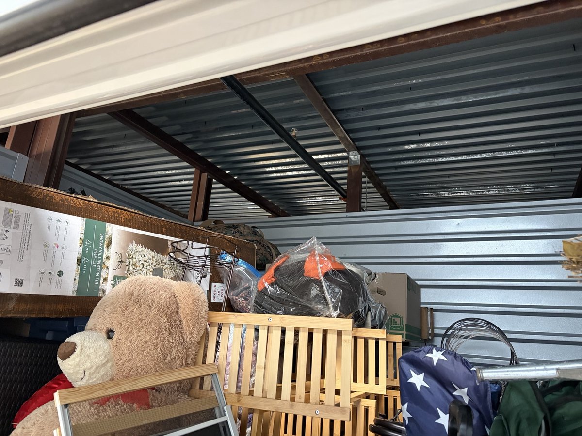 10 x 10 storage unit in Capehorn, PA