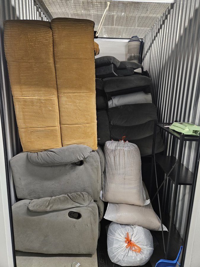 5 x 10 storage unit in Novi, MI