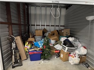 10 x 10 storage unit in Capehorn, PA