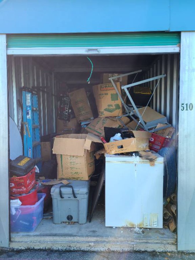 8 x 20 storage unit in Killeen, TX