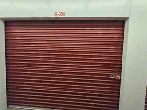 10 x 10 storage unit in Bellevue, NE