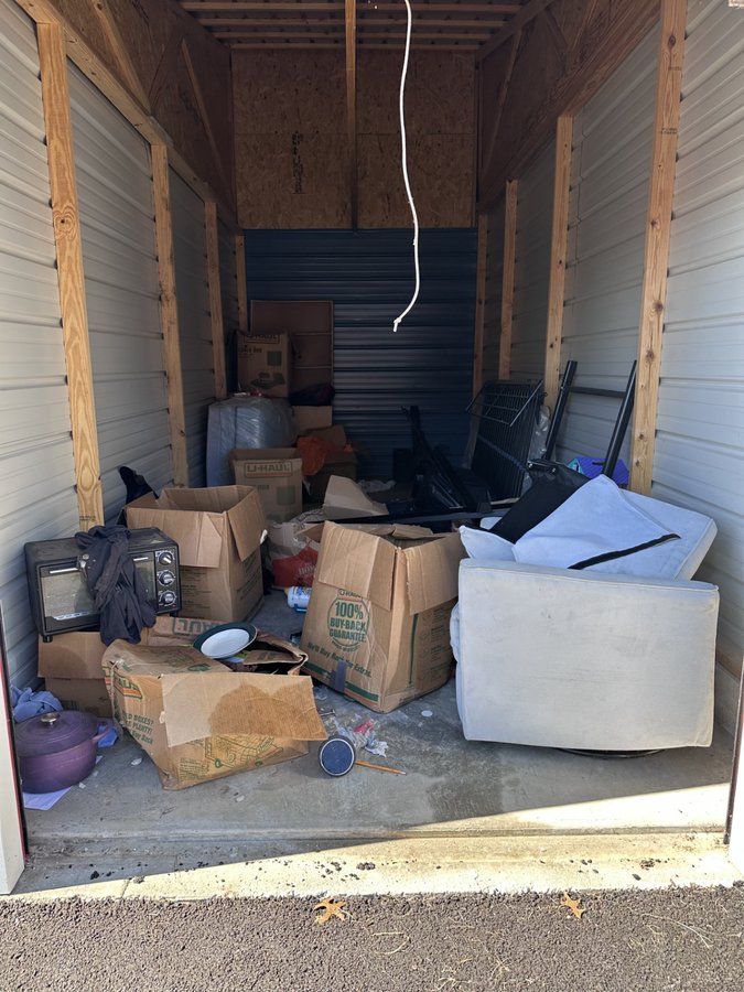 8 x 20 storage unit in Somerset, KY