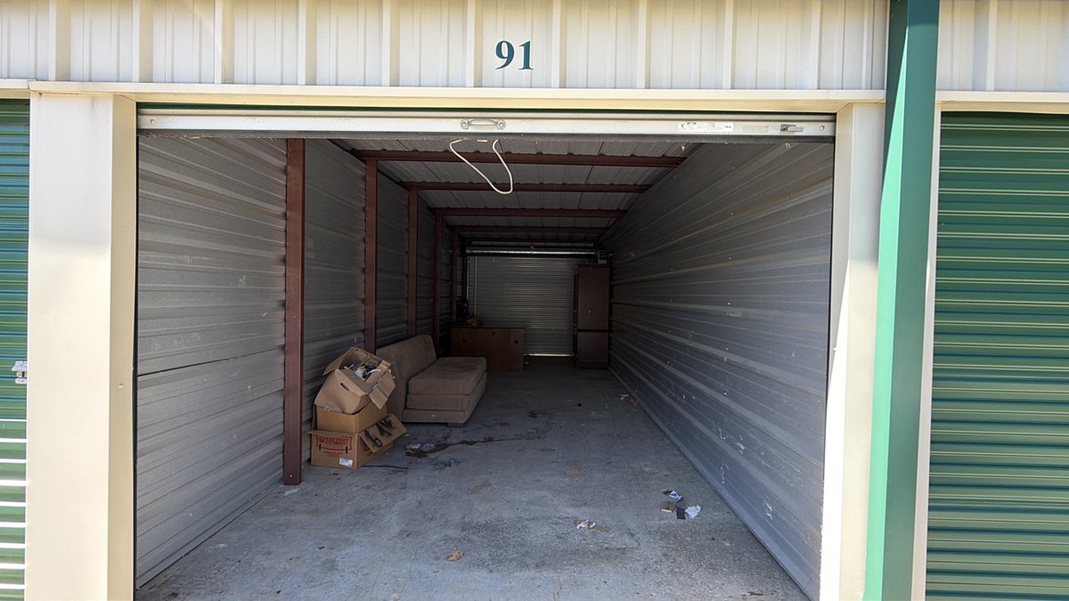 10 x 30 storage unit in Cookeville, TN