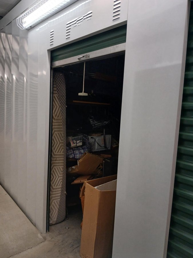 10 x 10 storage unit in Gallatin, TN