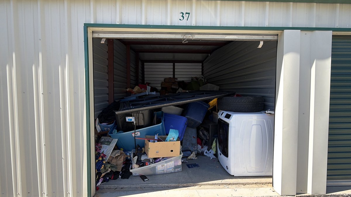10 x 20 storage unit in Cookeville, TN