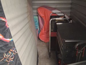 5 x 10 storage unit in Tampa, FL