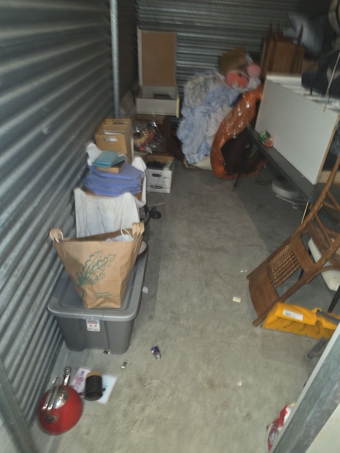 10 x 15 storage unit in Fairfield, CT