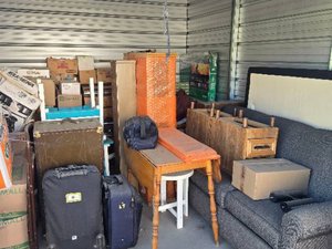 10 x 13 storage unit in Auburn, CA
