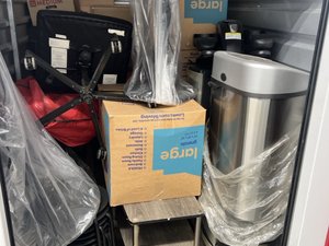 5 x 10 storage unit in Lindenhurst, NY