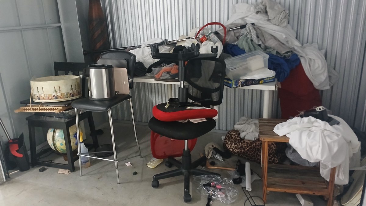 10 x 5 storage unit in Hollywood, FL