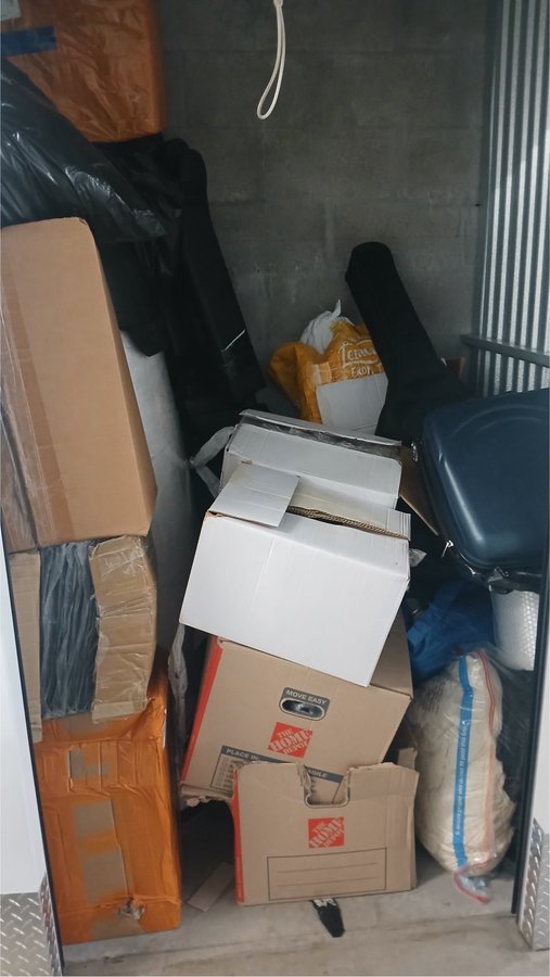 5 x 4 storage unit in Hollywood, FL