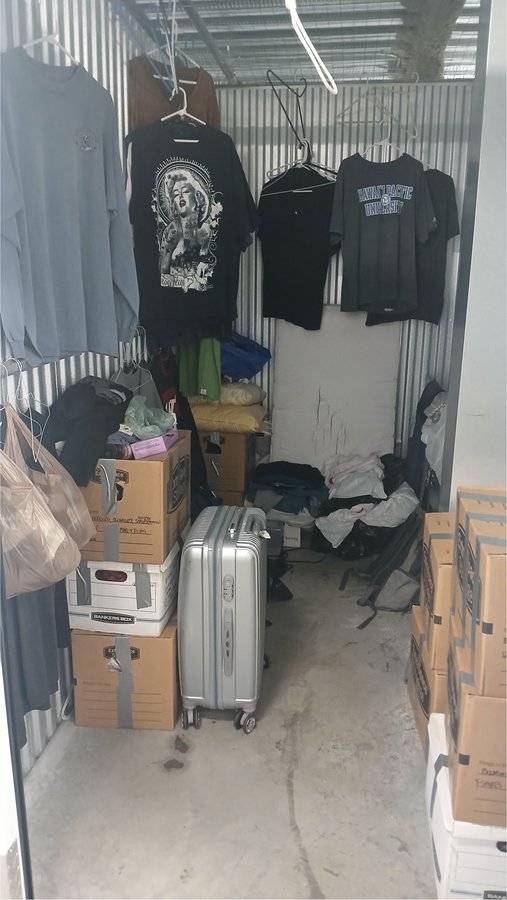 5 x 10 storage unit in Hollywood, FL