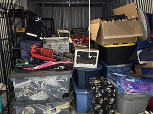 10 x 20 storage unit in Columbia, MD