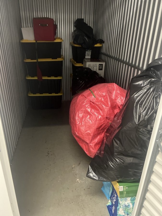 5 x 10 storage unit in Rockville Centre, NY