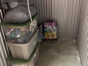 5 x 7 storage unit in Farmingdale, NY