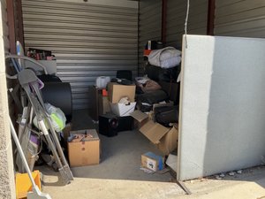 10 x 15 storage unit in Newhall, CA