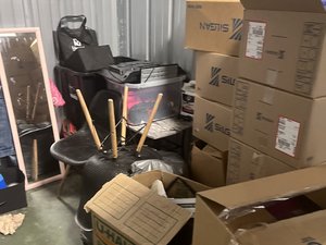 10 x 10 storage unit in Menomonee Falls, WI