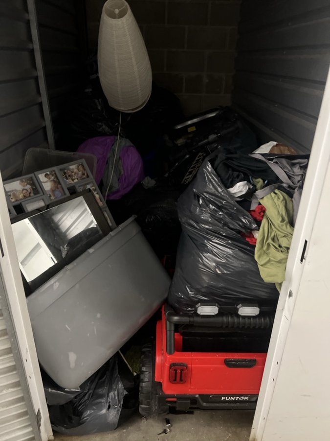 5 x 10 storage unit in Hempstead, NY