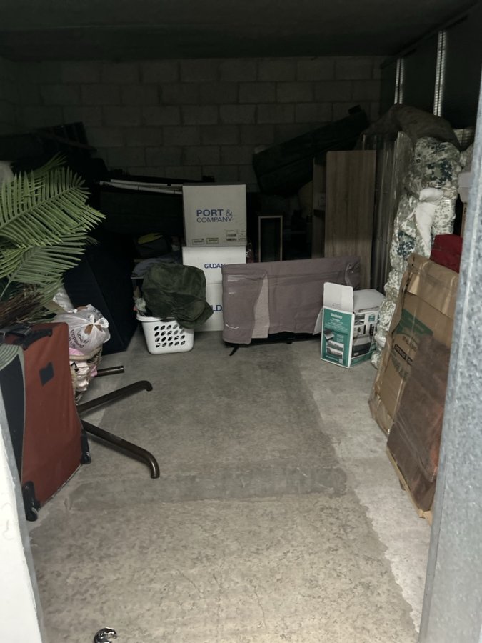 12 x 16 storage unit in Phoenix, AZ