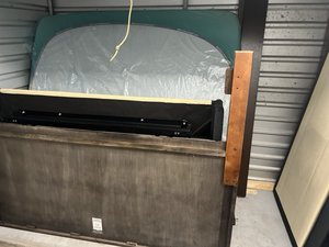 10 x 5 storage unit in Hempstead, NY