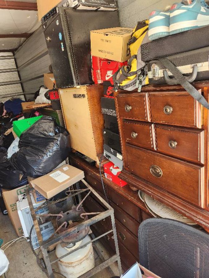 10 x 20 storage unit in Opelika, AL