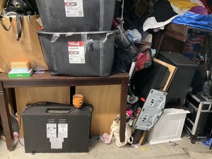 8 x 10 storage unit in Newhall, CA