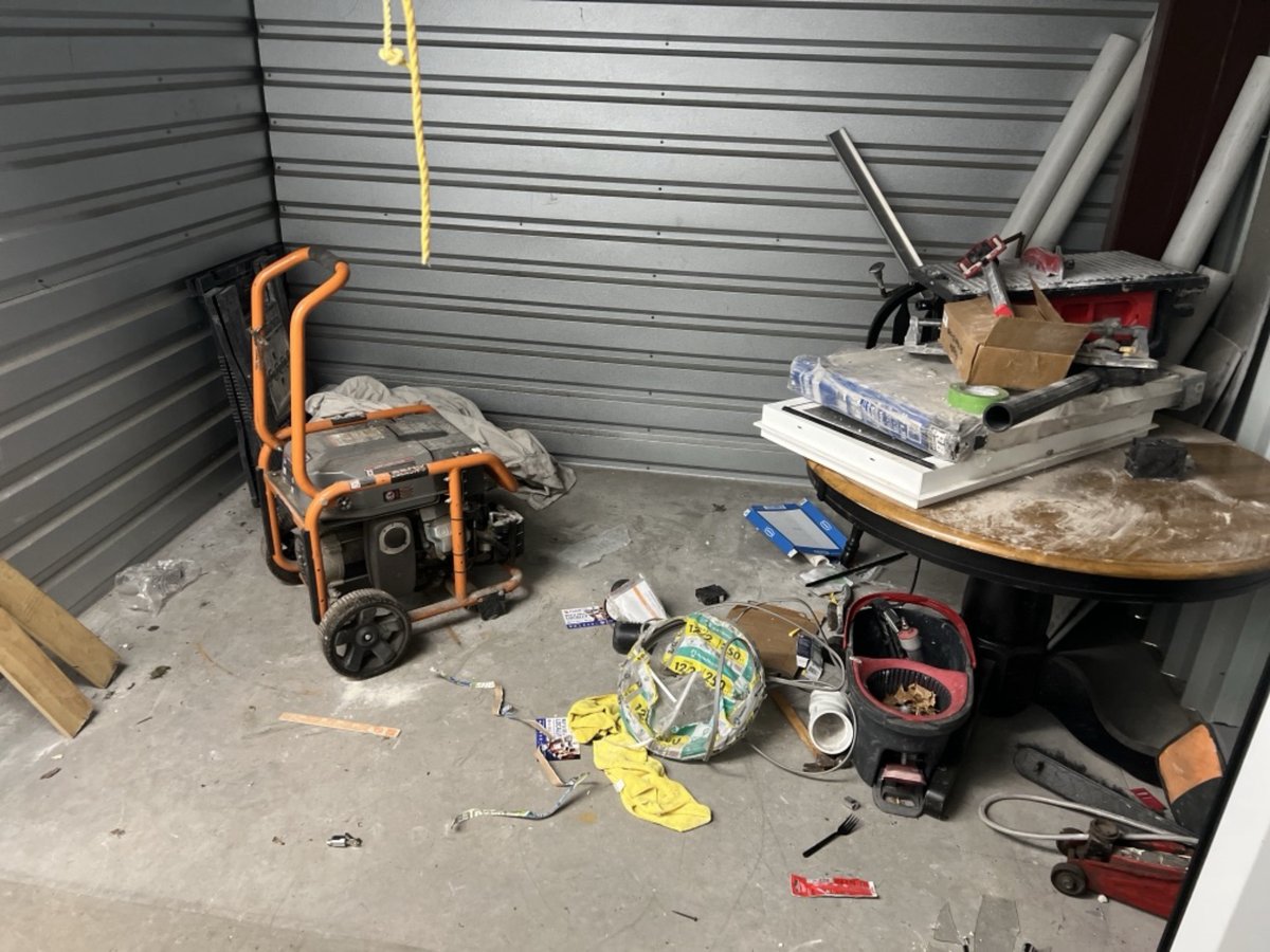 7 x 10 storage unit in Hempstead, NY