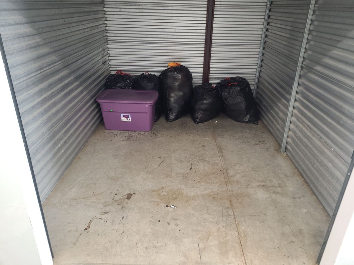 7 x 10 storage unit in Gresham, OR