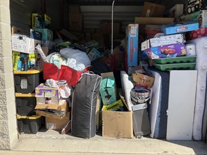 10 x 15 storage unit in Newhall, CA