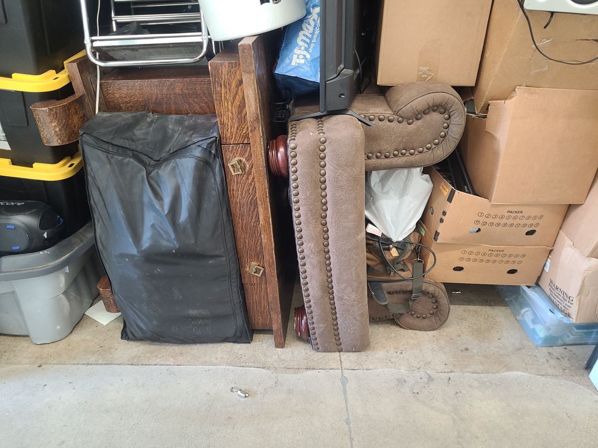 10 x 10 storage unit in Gresham, OR