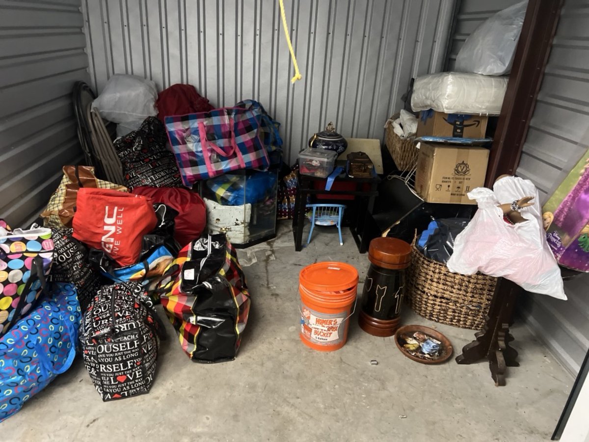 10 x 10 storage unit in Hempstead, NY