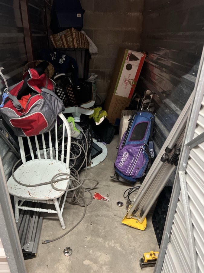 5 x 10 storage unit in Bethpage, NY