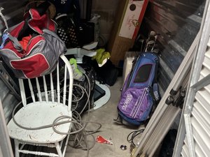 5 x 10 storage unit in Bethpage, NY