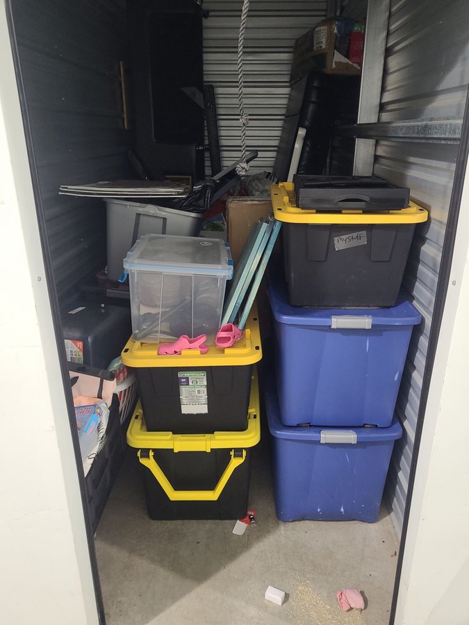 5 x 10 storage unit in Portland, OR