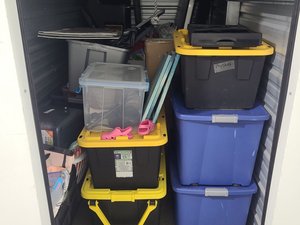 5 x 10 storage unit in Portland, OR