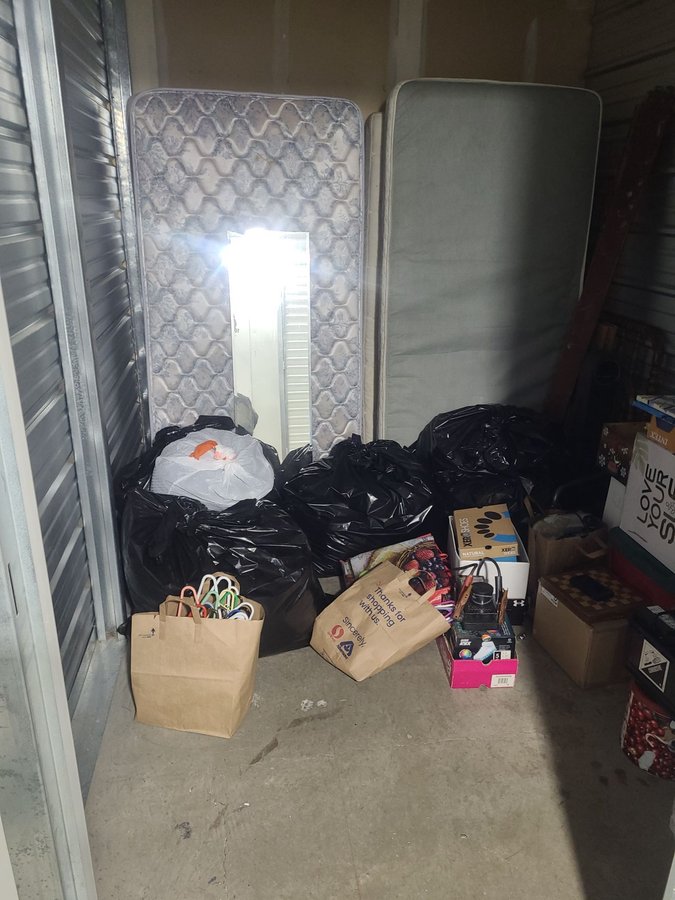 8 x 10 storage unit in Portland, OR
