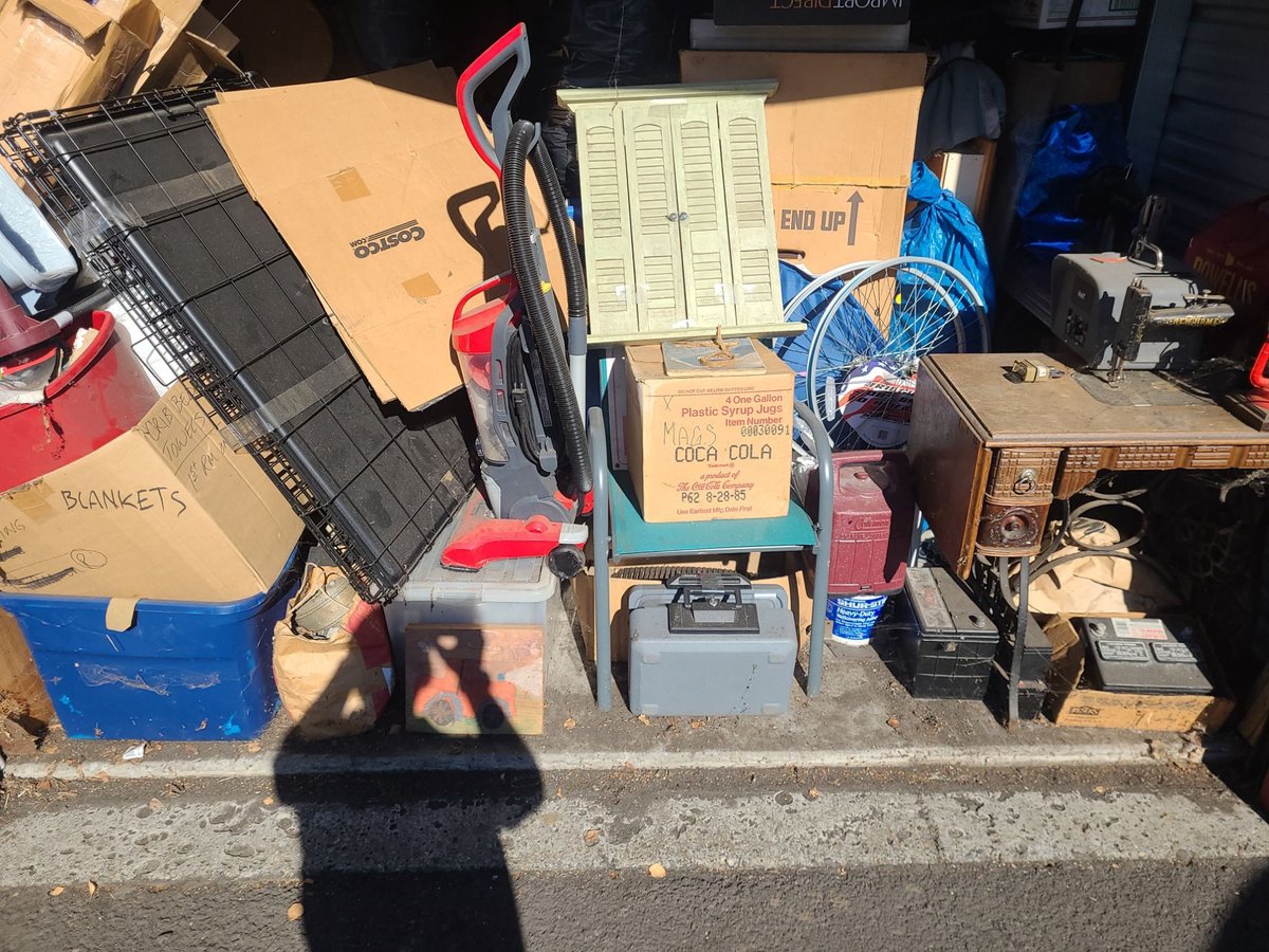 15 x 20 storage unit in Portland, OR