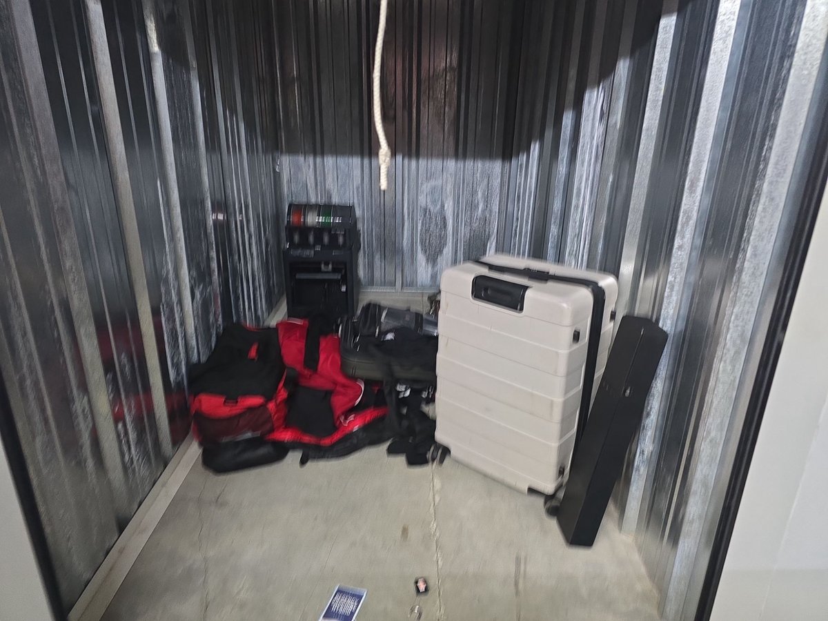 5 x 10 storage unit in Norwood, OH
