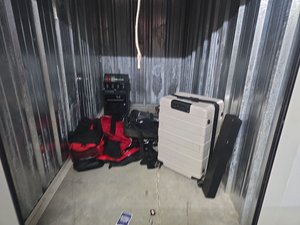 5 x 10 storage unit in Norwood, OH