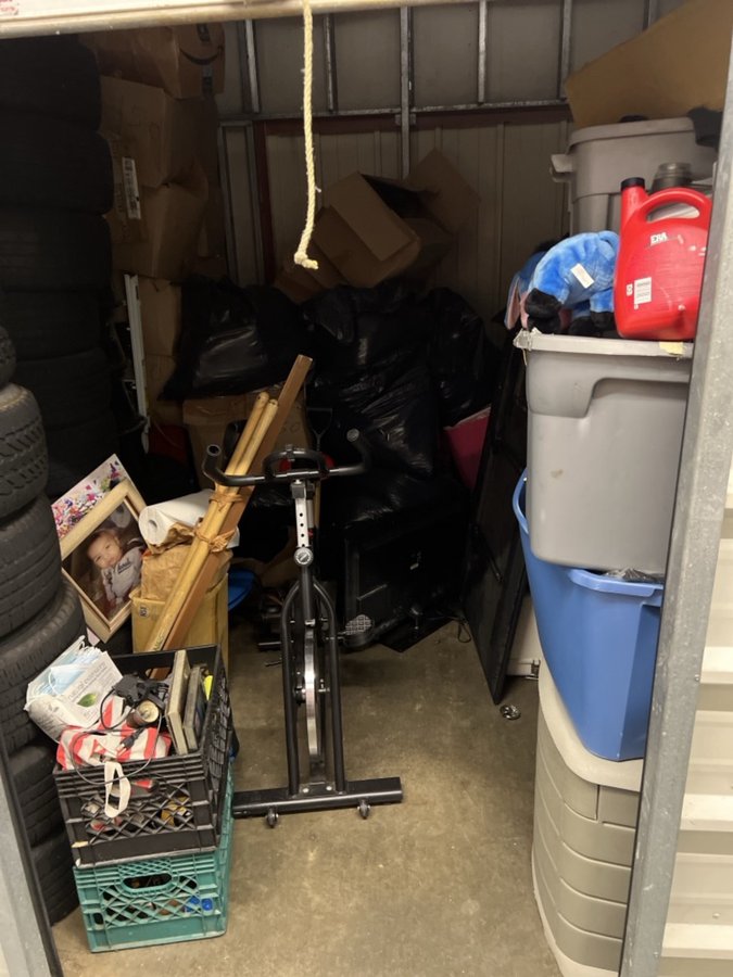 10 x 10 storage unit in Hempstead, NY