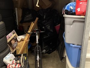 10 x 10 storage unit in Hempstead, NY