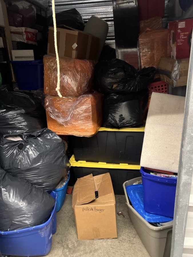 10 x 10 storage unit in Hempstead, NY