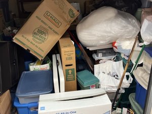 10 x 10 storage unit in Farmingdale, NY