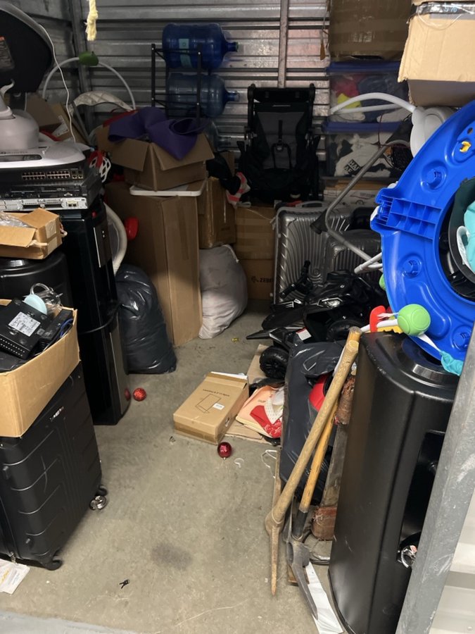 10 x 10 storage unit in Hempstead, NY