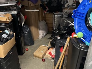 10 x 10 storage unit in Hempstead, NY