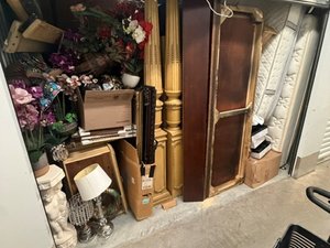 10 x 20 storage unit in West Palm Beach, FL