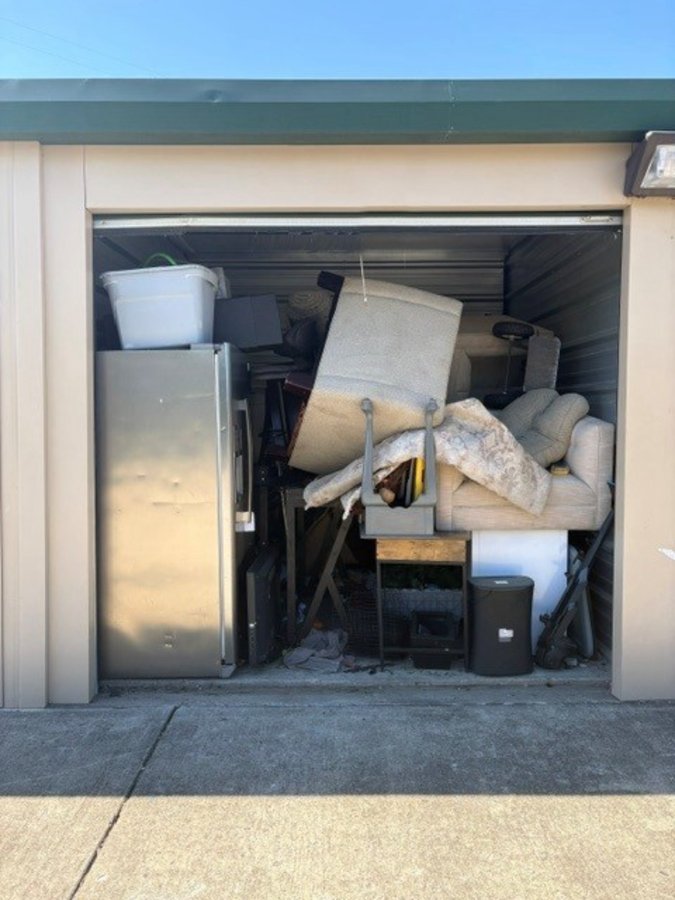 10 x 10 storage unit in Gallatin, TN