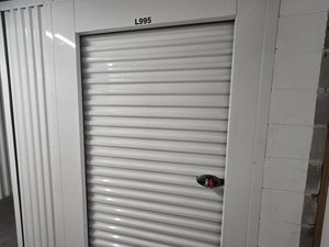 7 x 5 storage unit in Omaha, NE