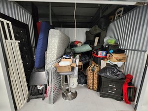 10 x 10 storage unit in Lakeland, FL